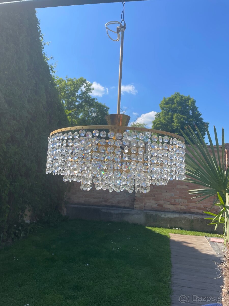 Krištálový luster/lampa
