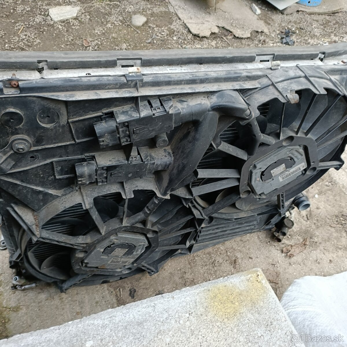 Audi Q7 4,2 tdi 240kw chladicova stena