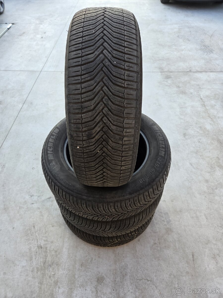 Michelin Crossclimate SUV 235/60r10 sada