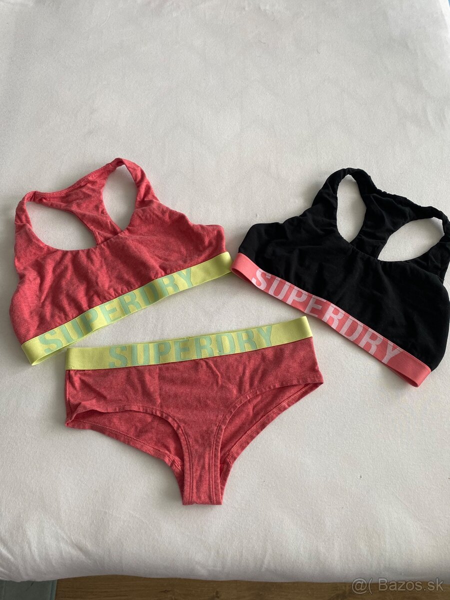 Superdry set vel.M