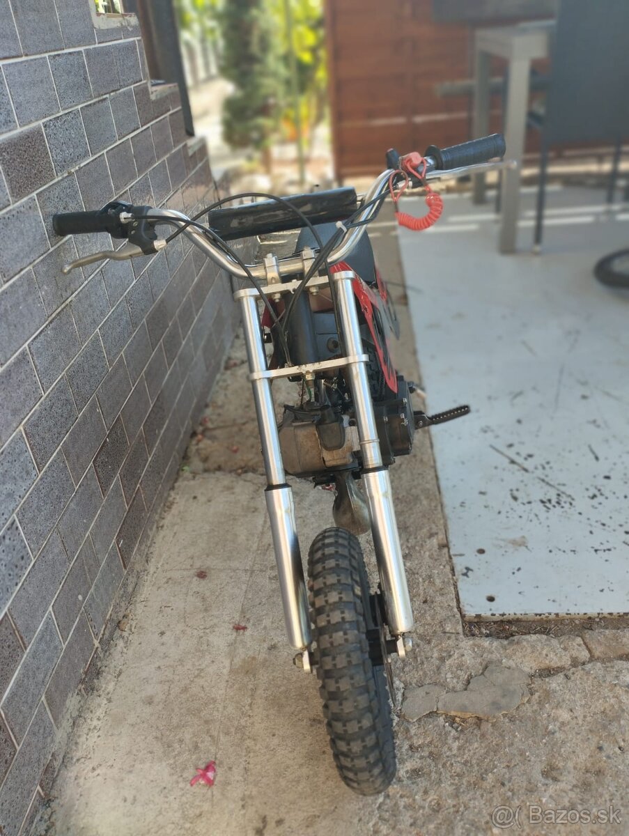 Motorka Mini rocket