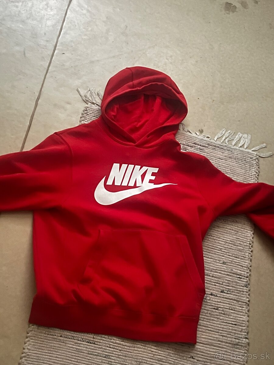 Mikina Adidas a Nike krásne ako nové