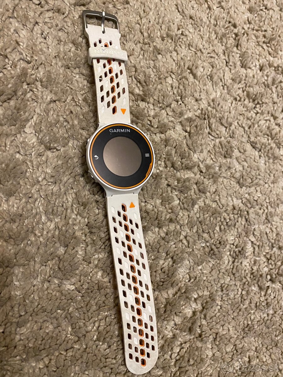 Bežecké hodinky Garmin Forerunner 620