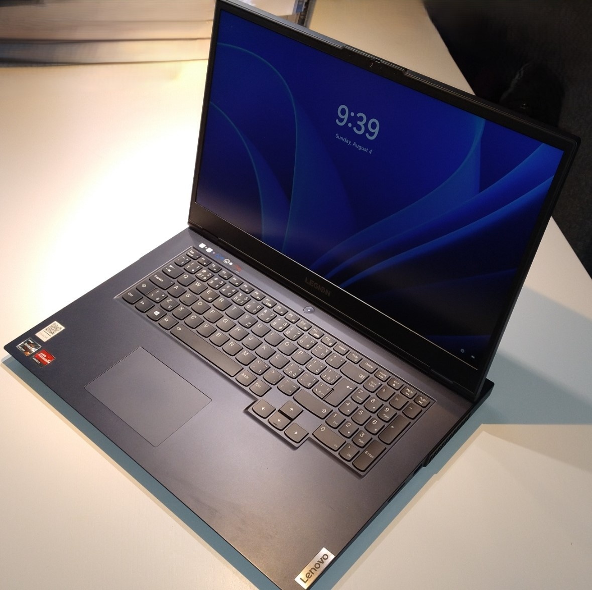 Lenovo Legion 5-17ACH6H (IBA OSOBNE)