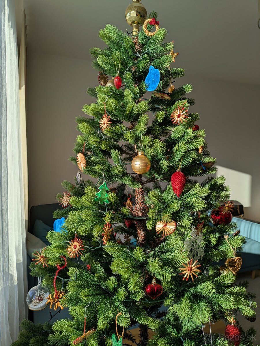 Umelý vianočný stromček 150 cm