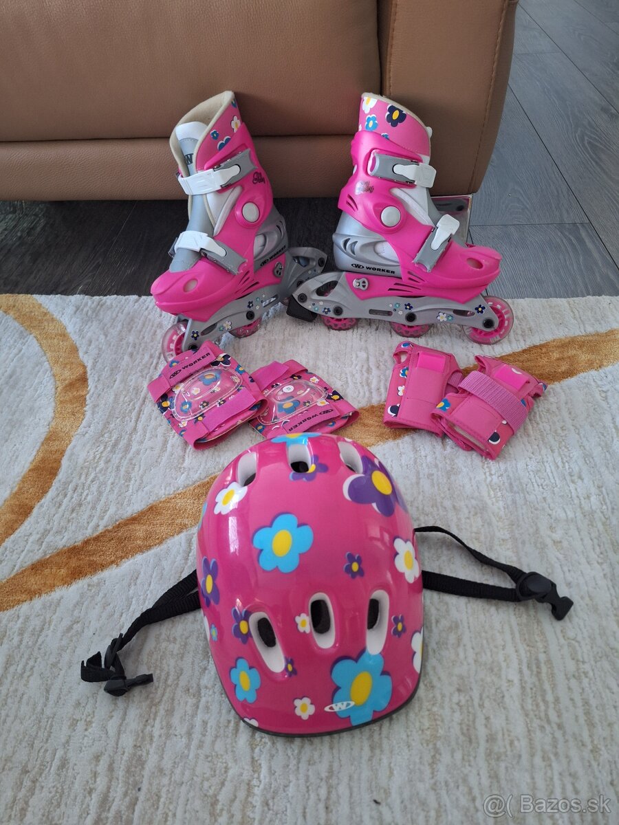 Kolieskové korčule s helmou a chráničmi