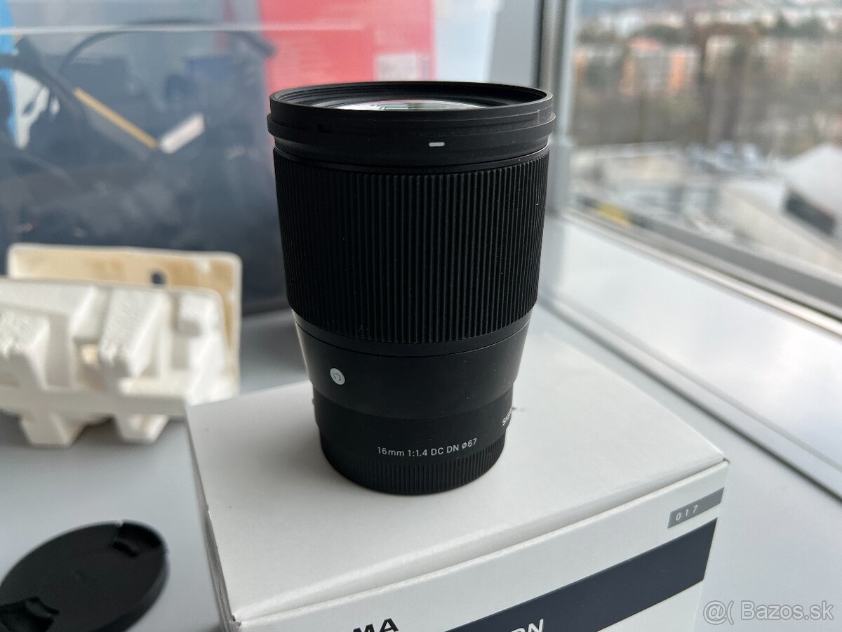 Sigma 16mm f/1.4 DC DN Contemporary - Sony E