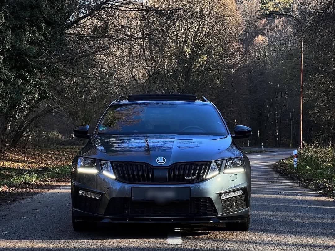 Škoda Octavia Combi 2.0 TDI RS DSG
