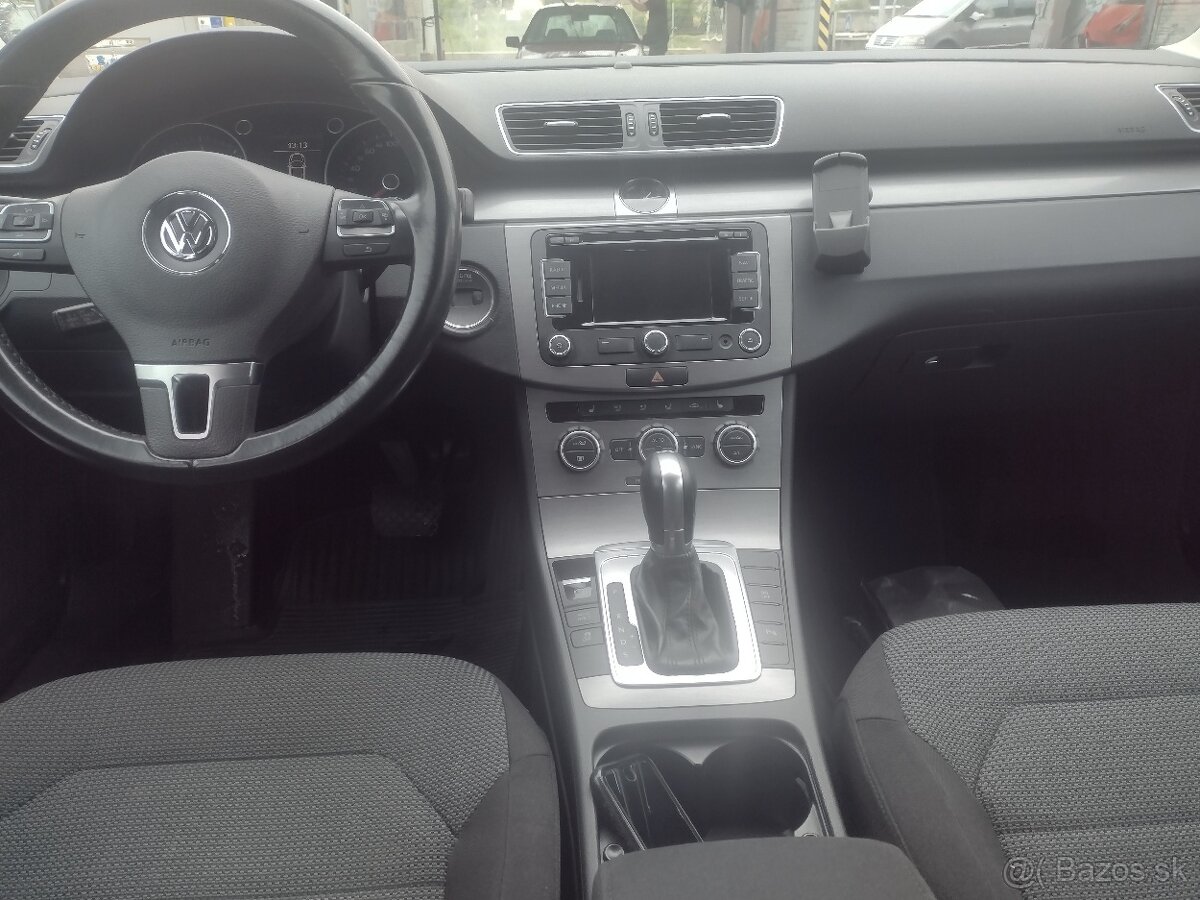 VW PASSAT VARIANT 2.0 TDI 103 KW DSG ROK VÝROBY 2014