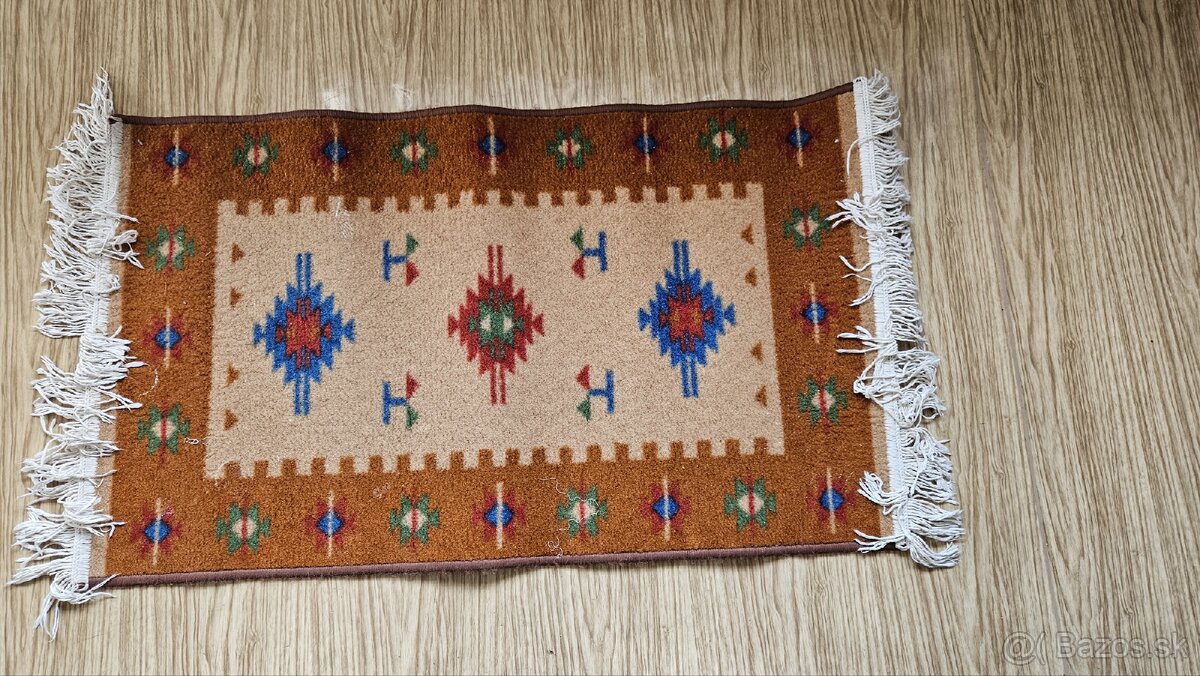 Koberec 60x100cm