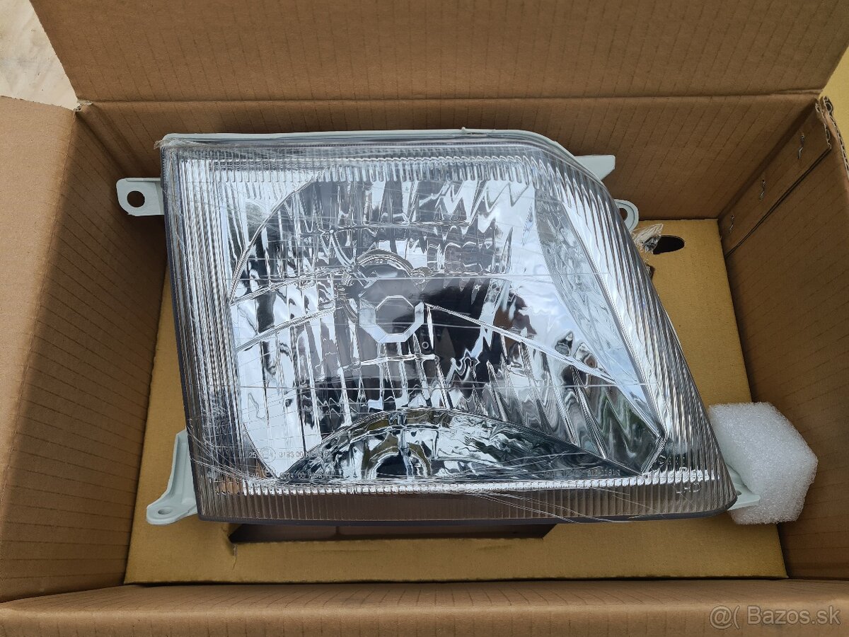 Predné svetlo pre Toyota Land Cruiser Prado 90