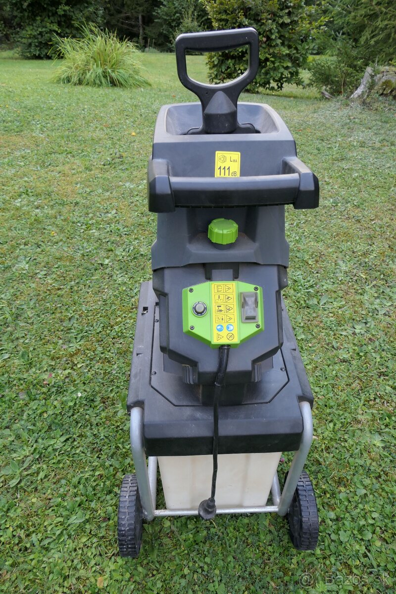 Predám nožový záhradný drvič 2500W