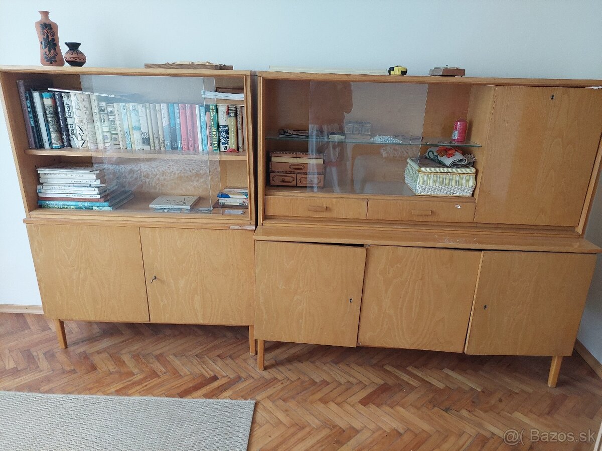 Darujem retro skrine
