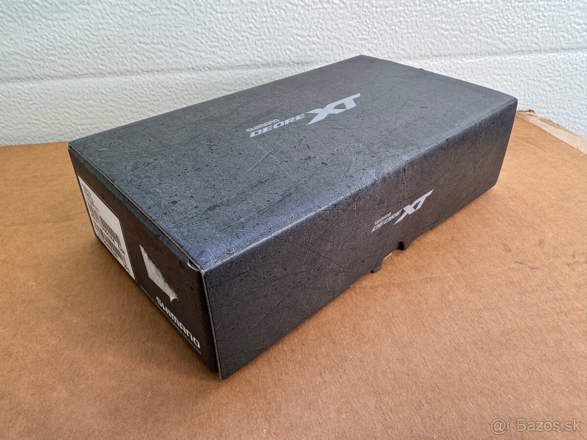 CUBE tretry + Shimano pedále + CUBE dres