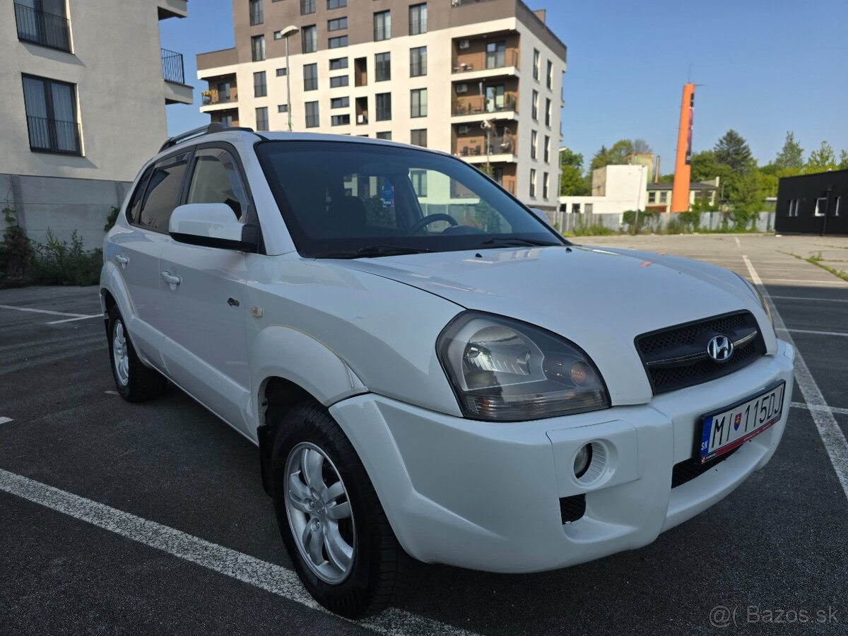 Predám Hyundai Tucson 2.0 benzín/LPG 4X4
