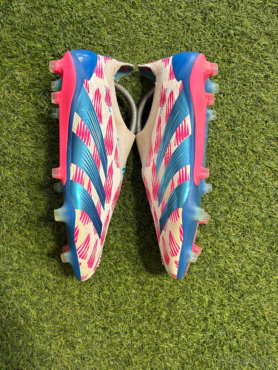 Kopačky Adidas Predator Elite FG