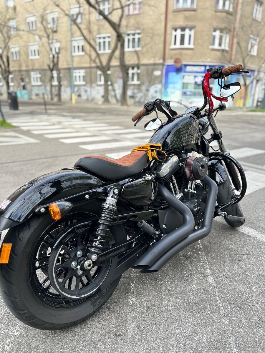 Harley-Davidson Sportster Forty-Eight (48)