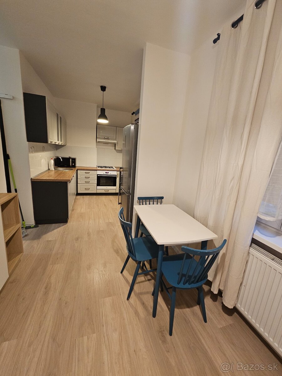 1 izbový tehlový byt na predaj, 34m2, Prešov - Pavl.námestie
