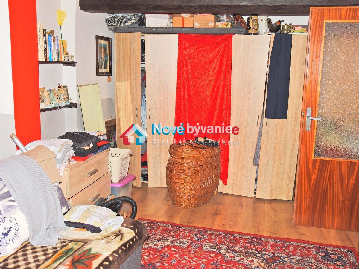 Na predaj veľký byt v centre Spišskej Belej, so záhradkou, p