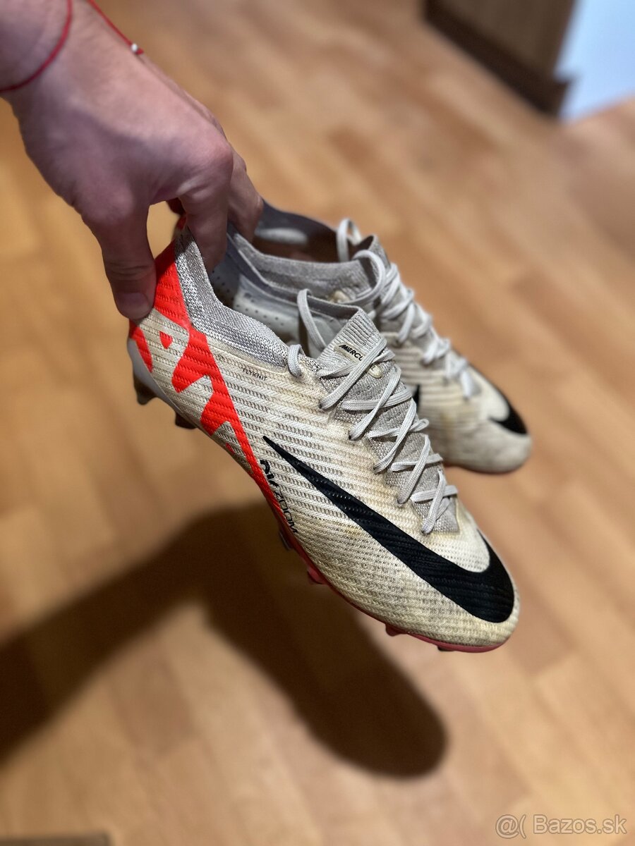 Nike mercurial vapor kopačky UK 8,5