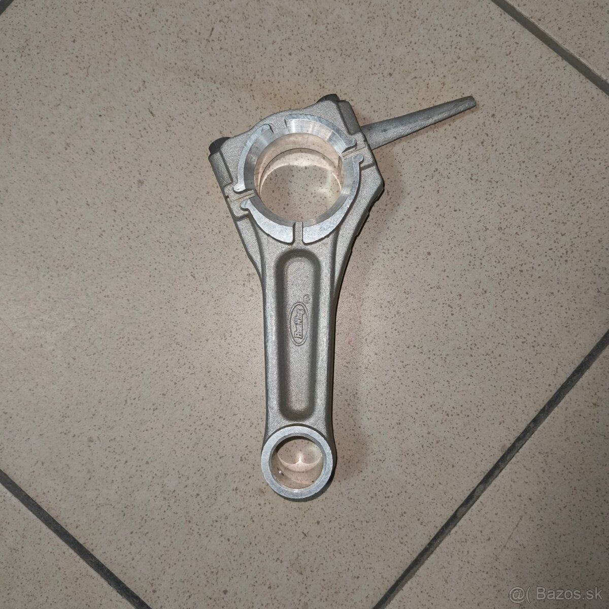 OJINICA HECHT 2960 – pásový transportér – NOVÁ