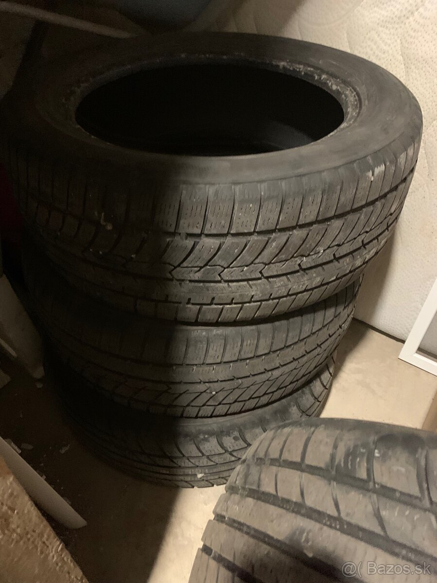 Predam zimne pneumatiky 205/55/R16