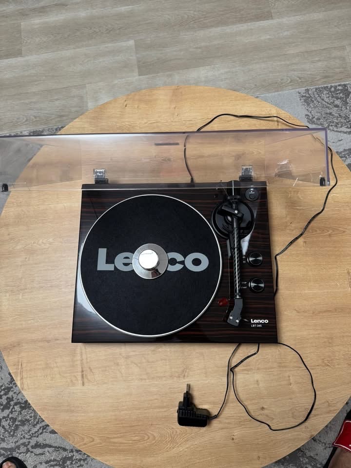 Gramofón Lenco LBT-345