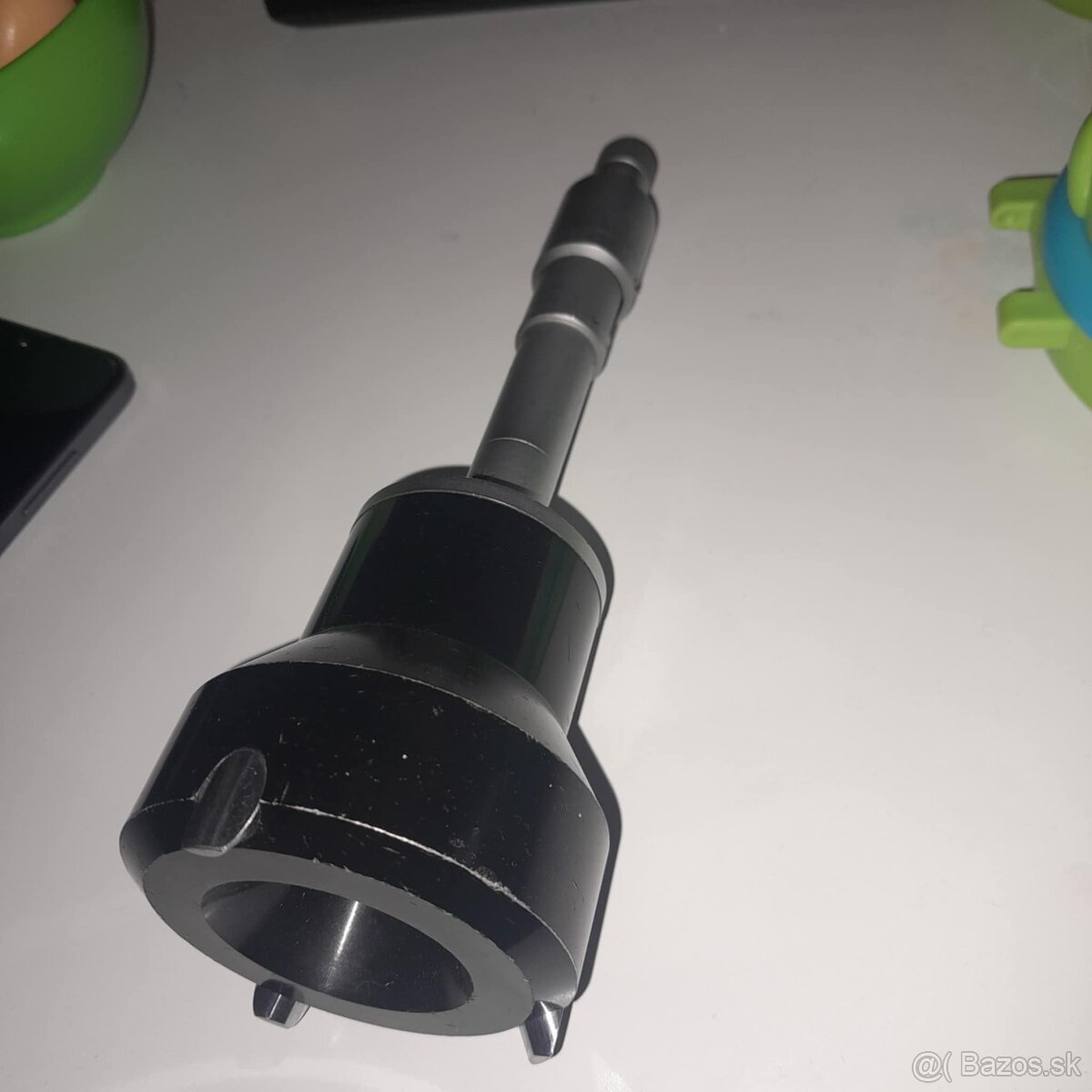 Trojdotykový mikrometer