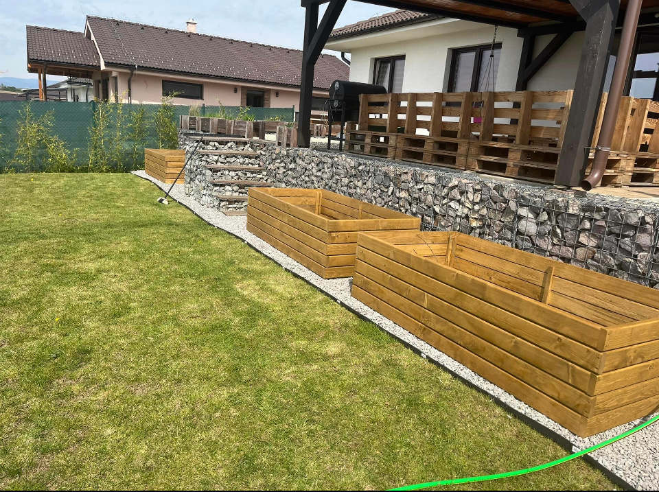 Vyvýšené záhony 2m x 0,9m x 0,63m (dšv)