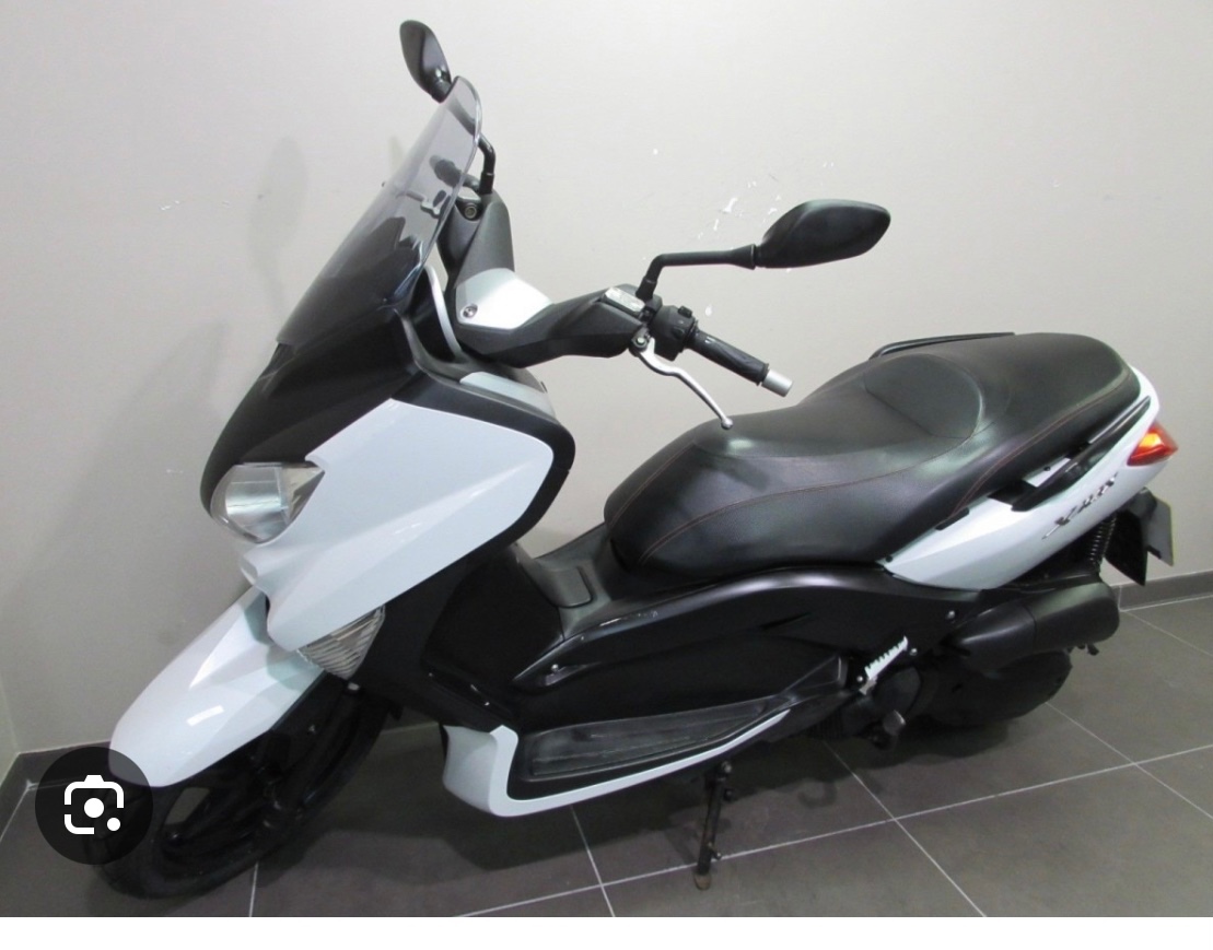 Yamaha x max 125