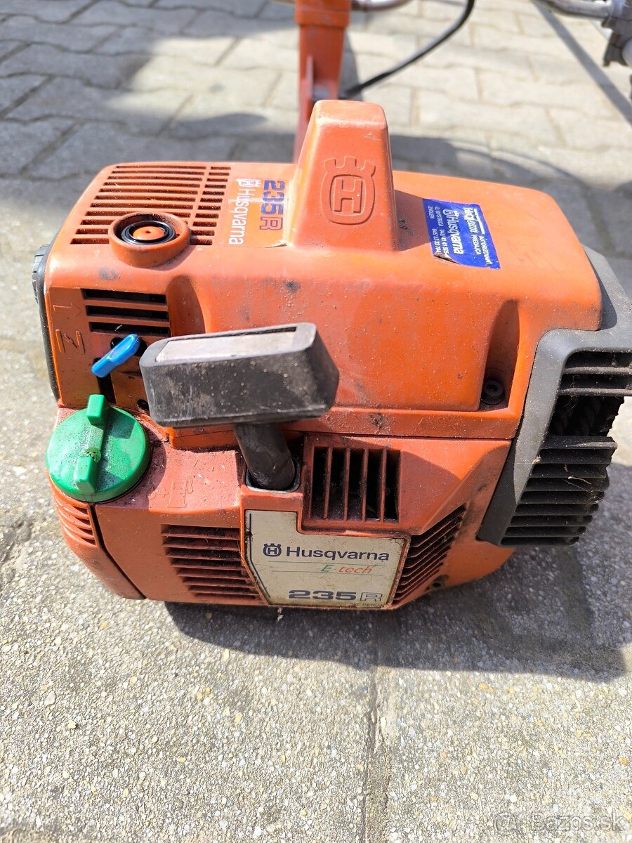 Darujem krovinorez husqvarna na súčiastky