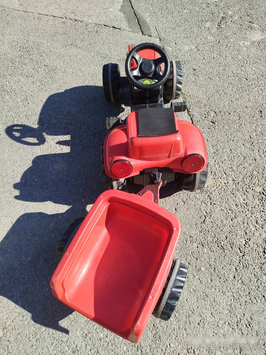 Detský šľapací traktor