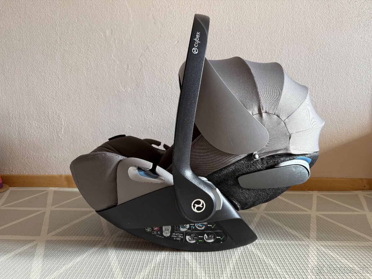 Cybex cloud platinum + isofix base