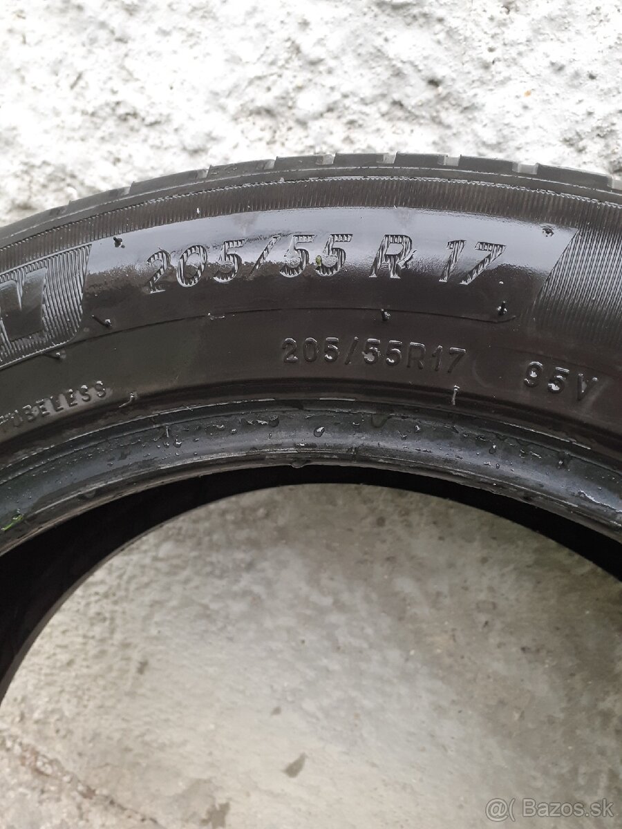 Predám 205/55 r17