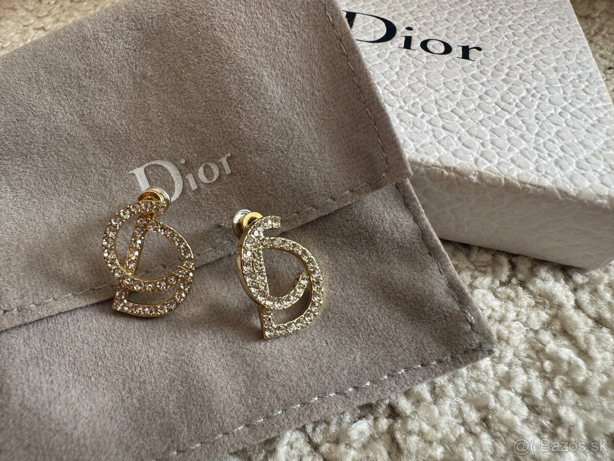 Napichovavie Dior nausnice