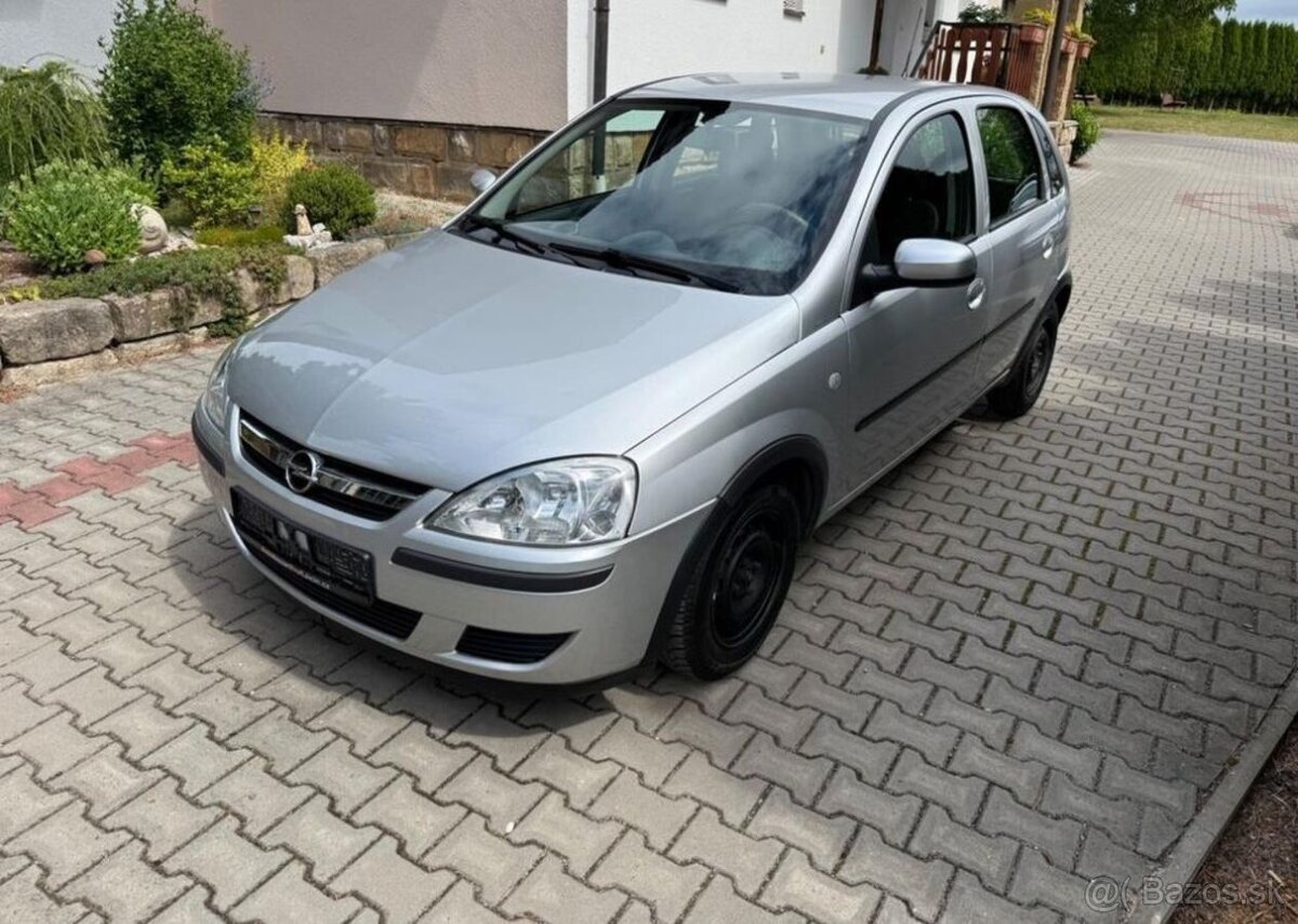 Opel Corsa 1,2 i klima , 2 sady kol benzín manuál 55 kw