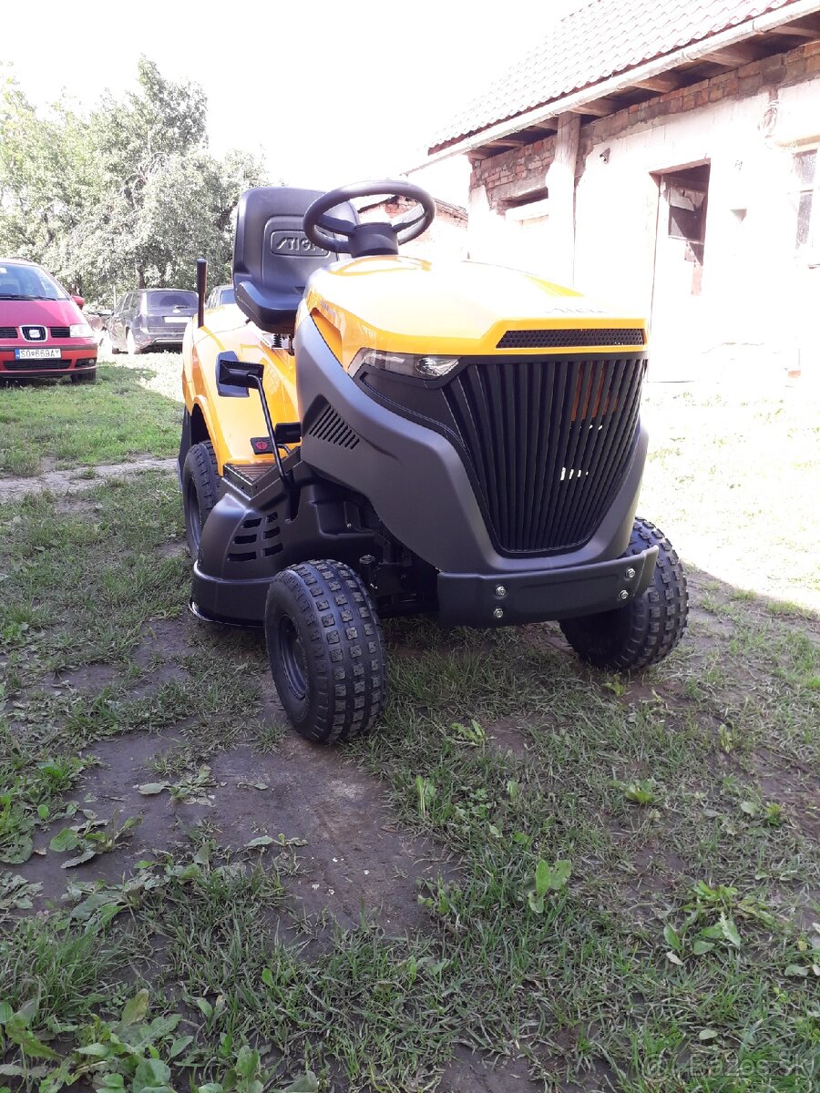 Traktorova kosačka Stiga