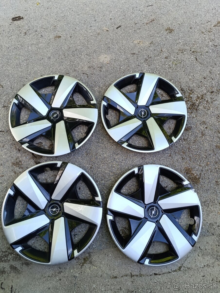 3D puklice R16 Opel Crossland
