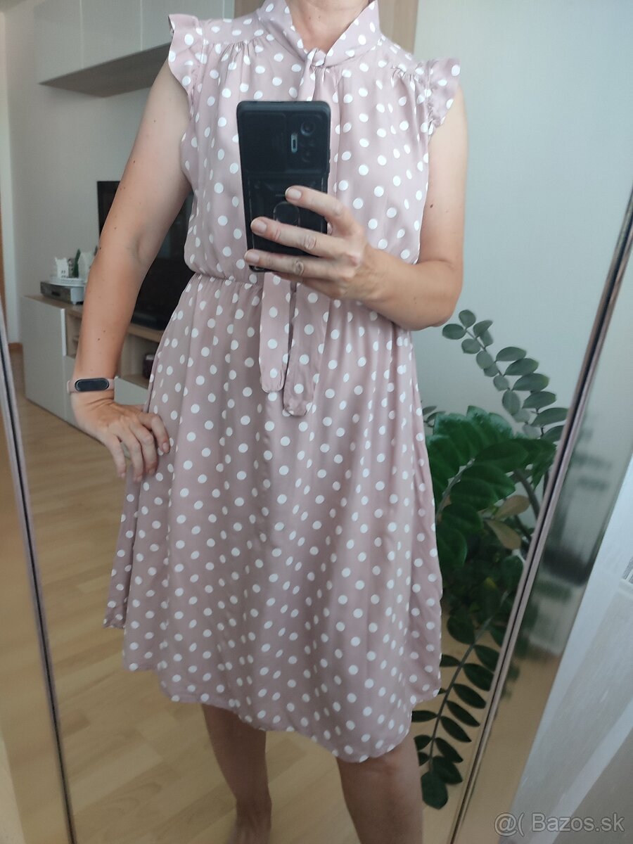 Nové šaty MADE IN ITALY -veľ. M/L