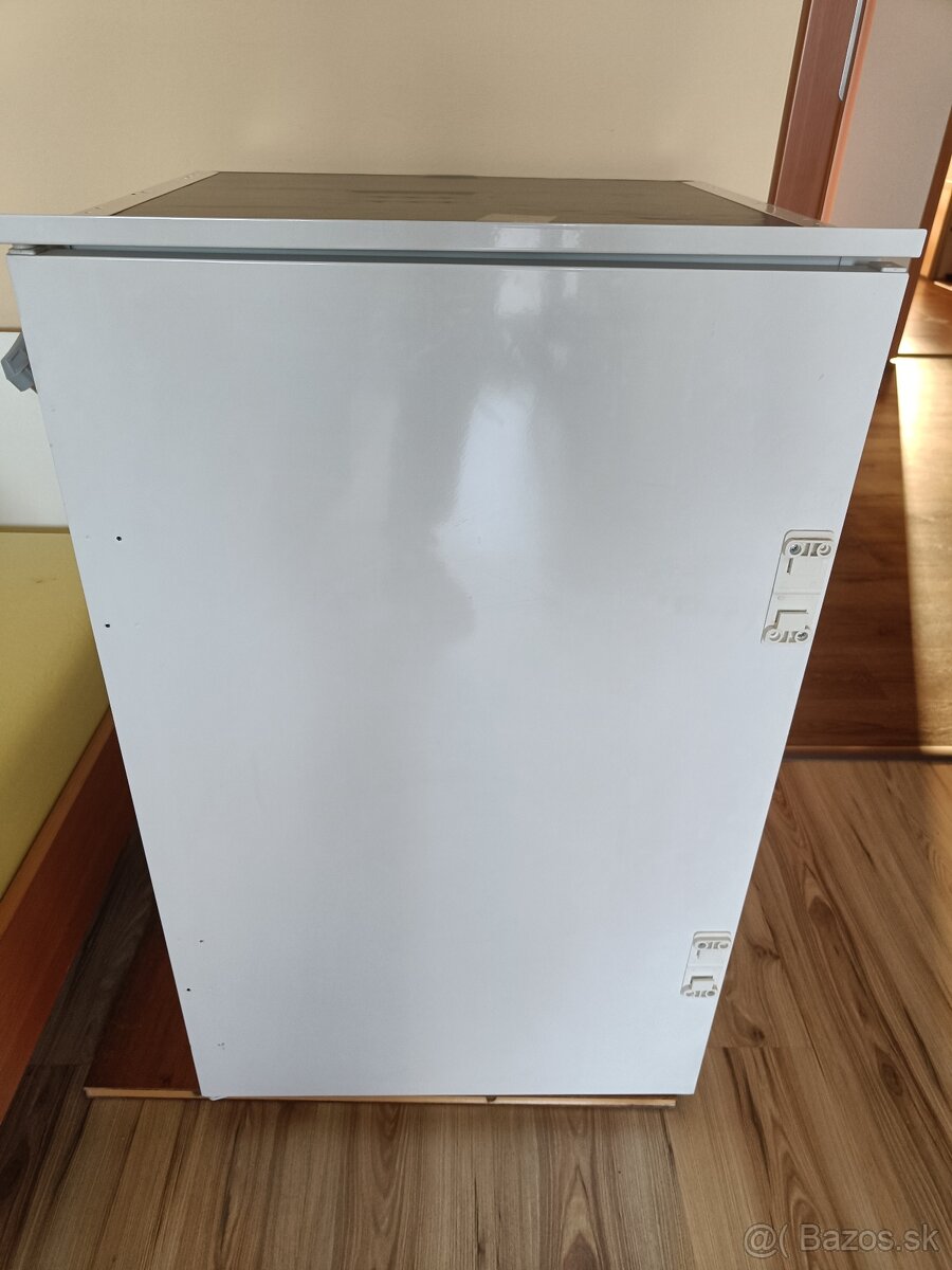 Predám vstavanú chladničku Whirlpool