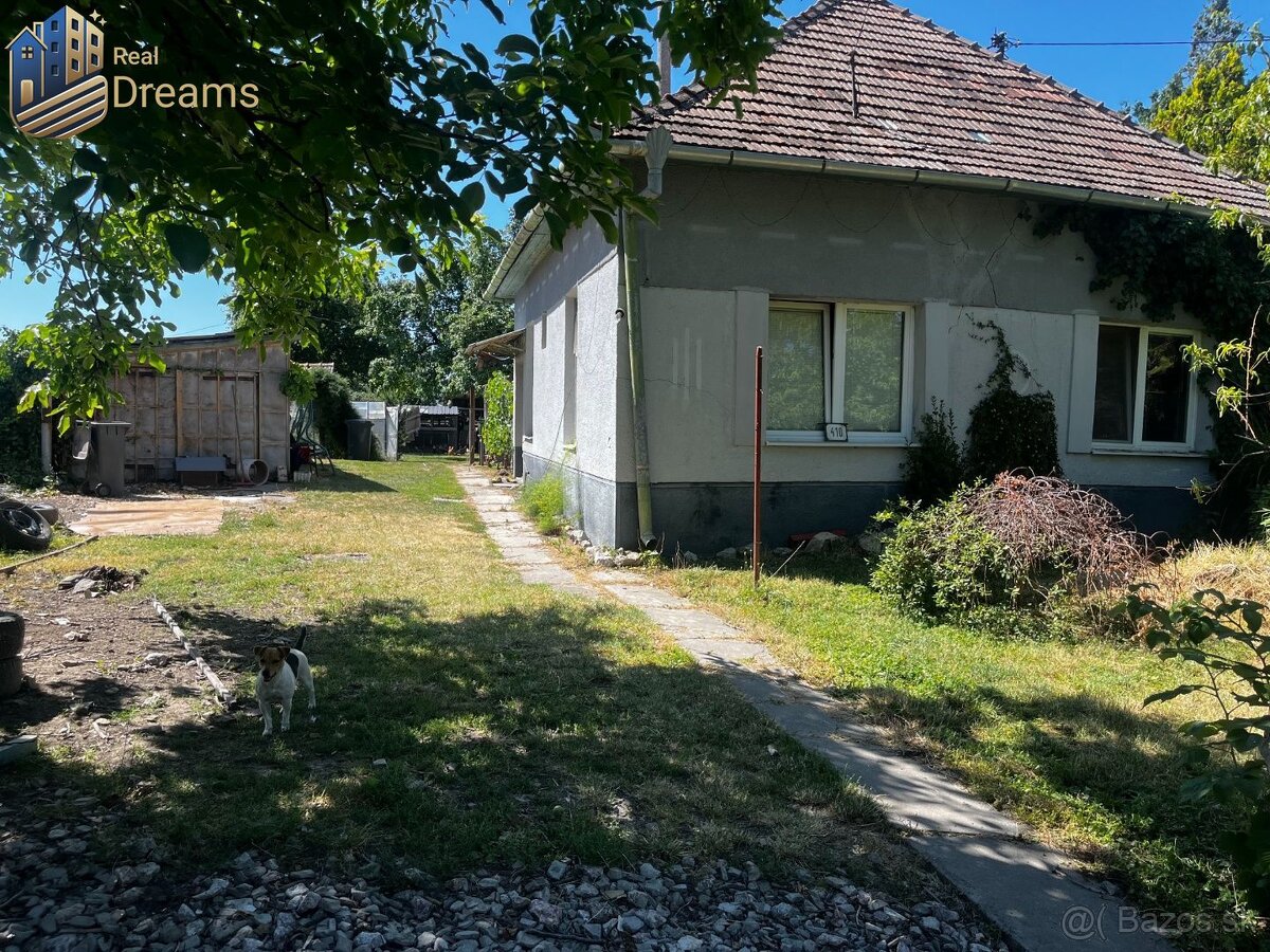 Rodinný dom na predaj s pozemkom 1702 m2