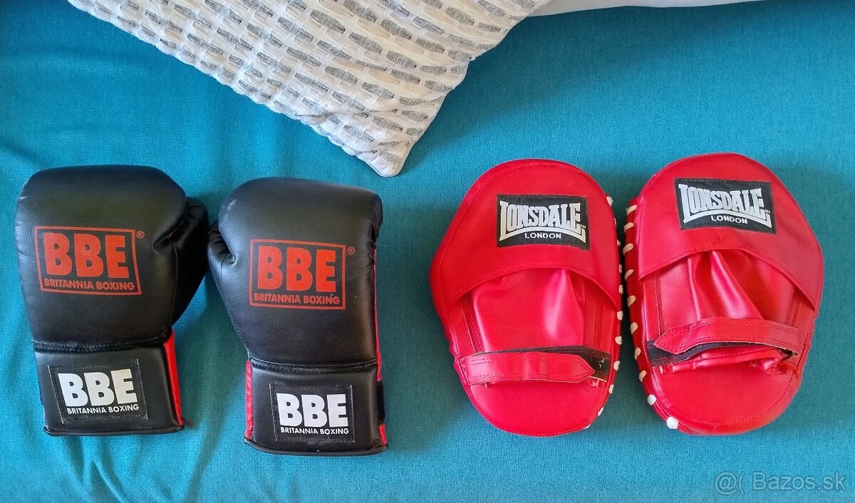 Predám pánske boxerské rukavice+pady