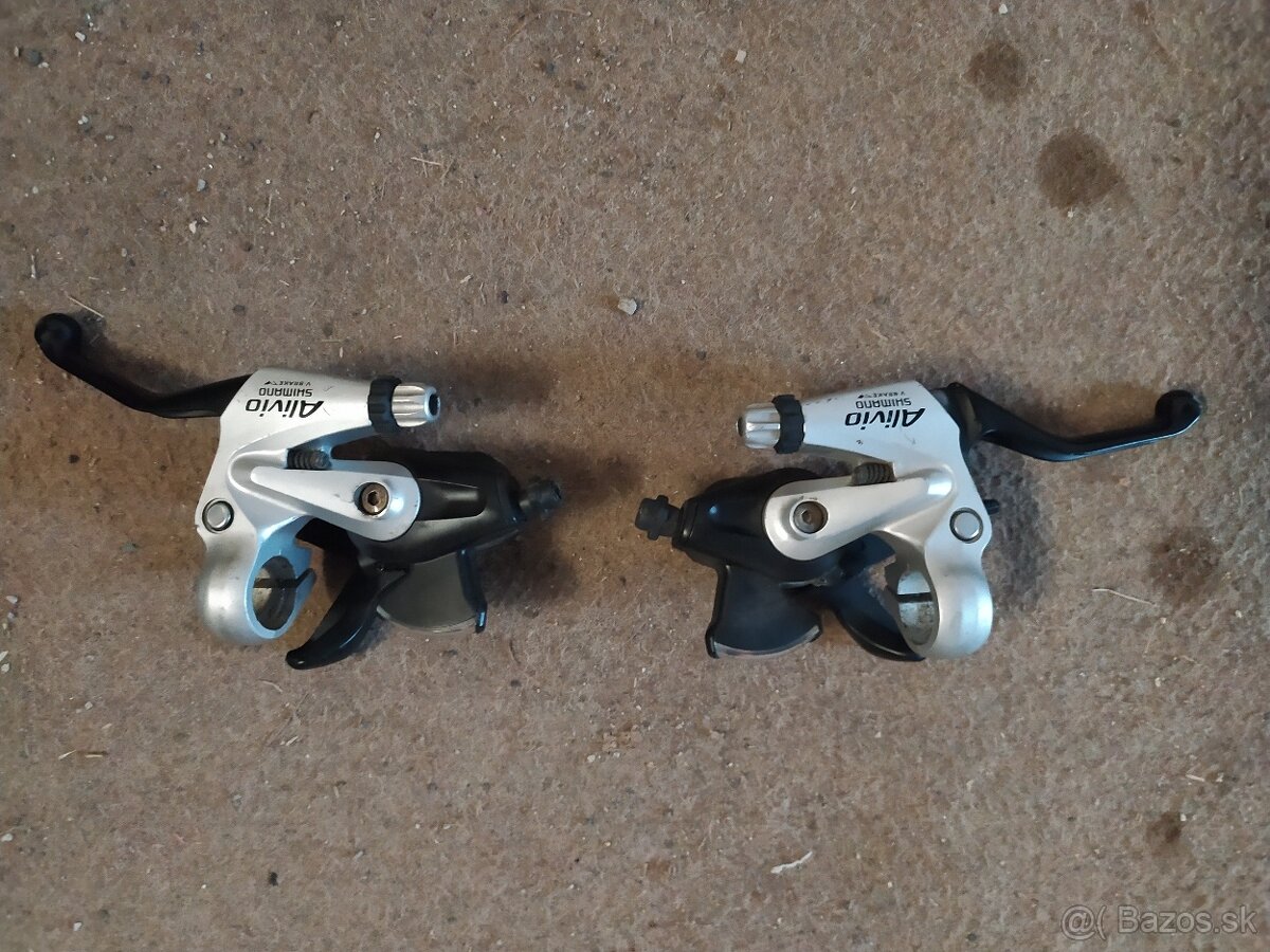 3x8