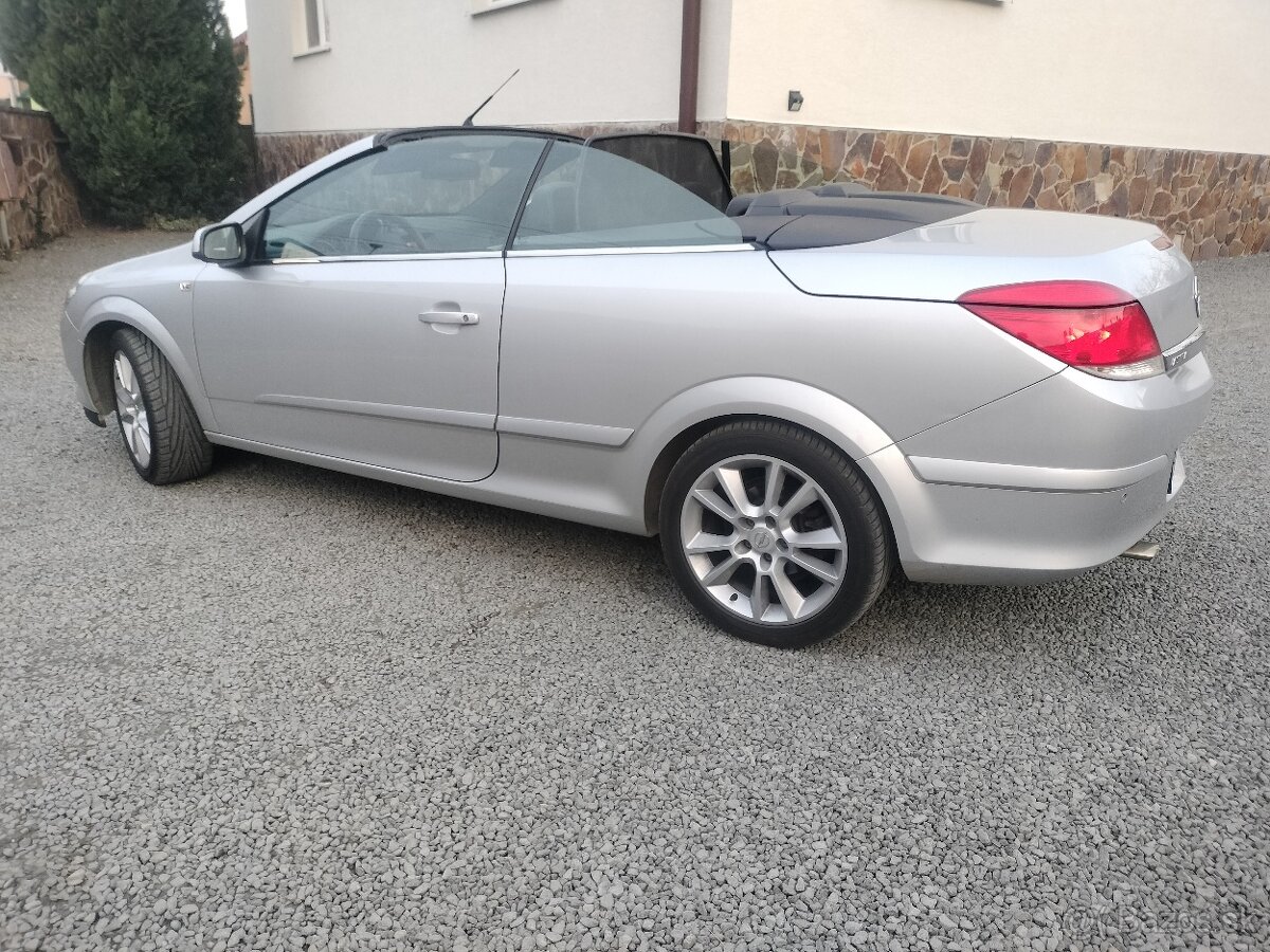 Opel Astra TwinTop Cabrio 1.8 benzin 2008 146700 km ========