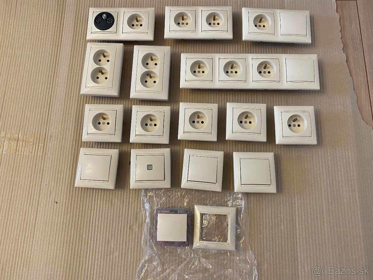 Zásuvky a vypínače Legrand Valena