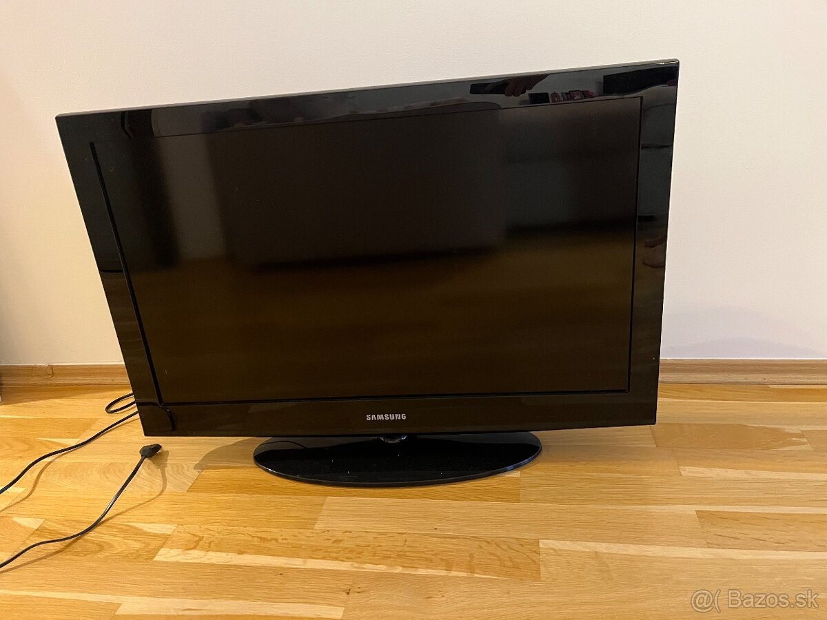 Predam televizor Samsung