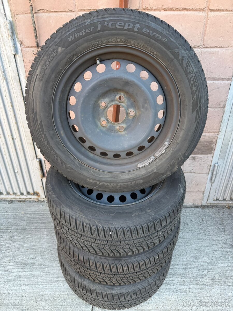 Zimne pneu 205/60 R16 na diskoch 5x114,3
