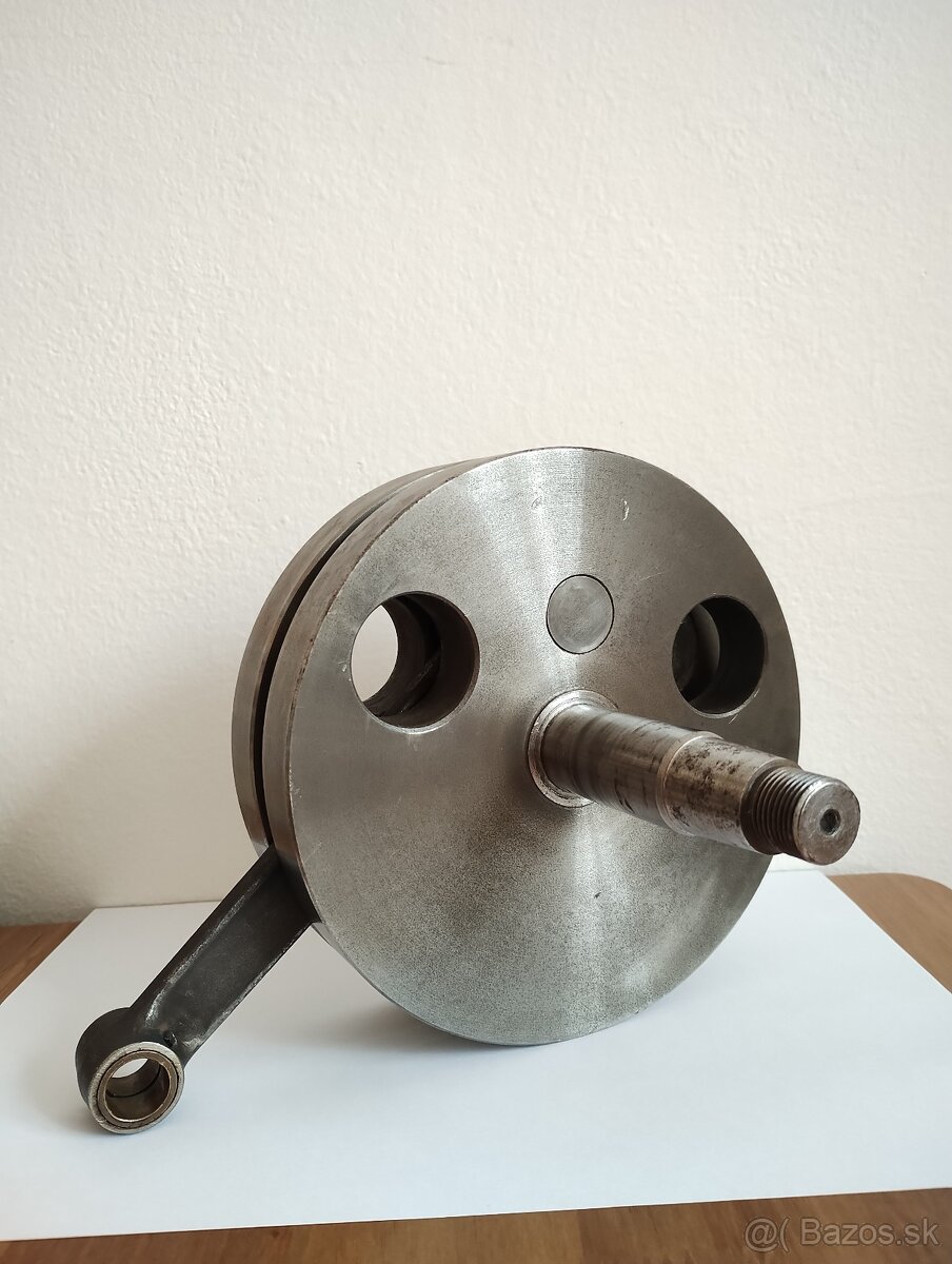 Predám po renovácii klikovku na motocykel jawa pérák 250