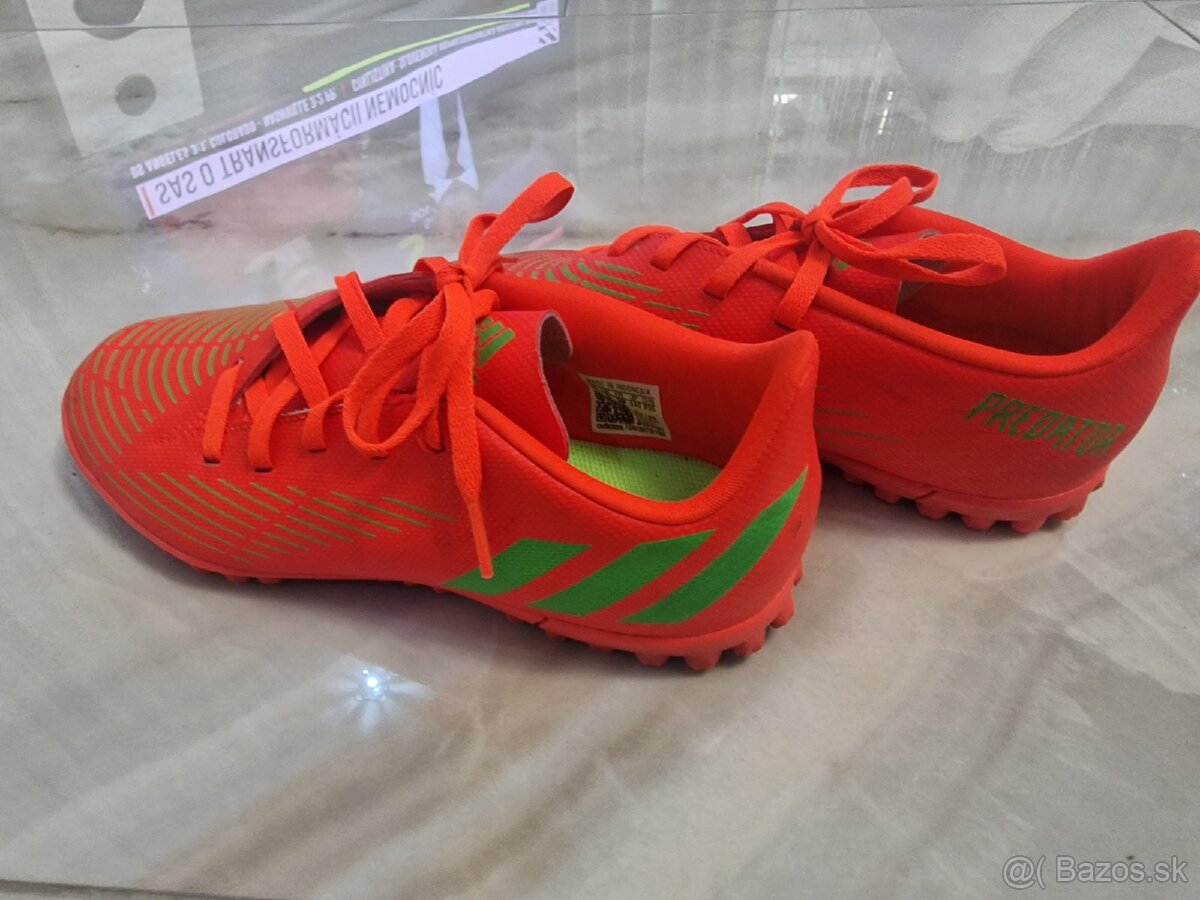 Kopačky adidas predator č.38