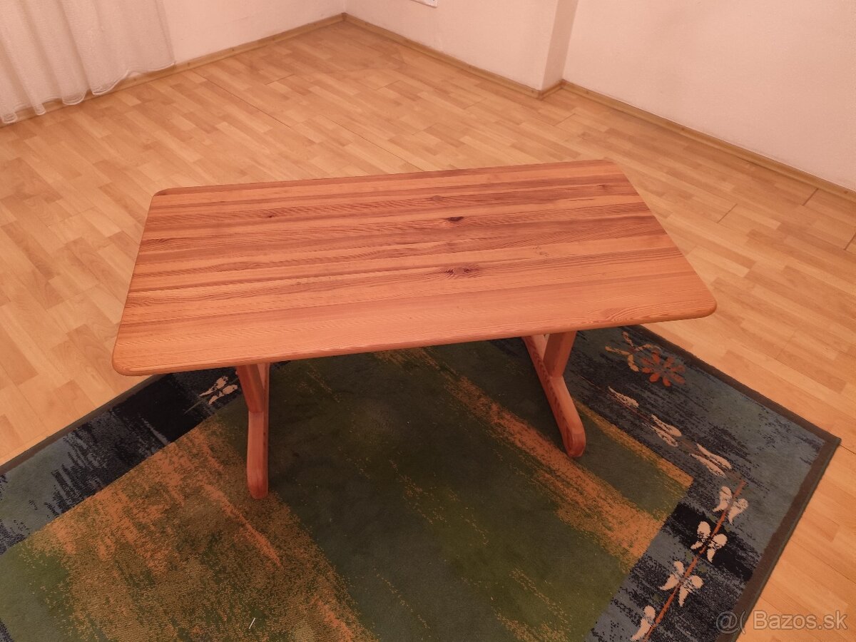 Konferenčný stolík/masív/borovica